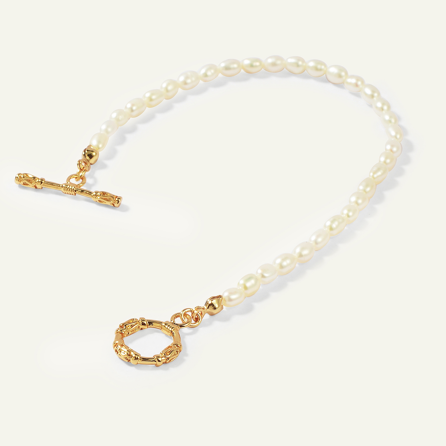 QM – Freshwater Pearls Dainty Bracelets with 18k Gold Plated Brass OT Buckle