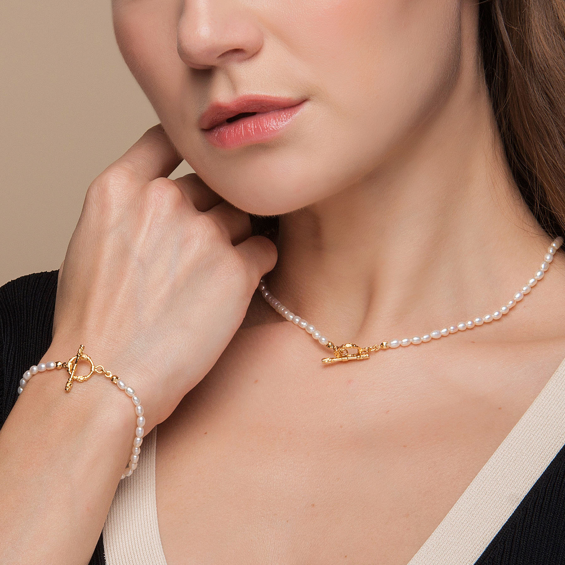 QM – Freshwater Pearls Dainty Necklaces with 18k Gold Plated Brass OT Buckle